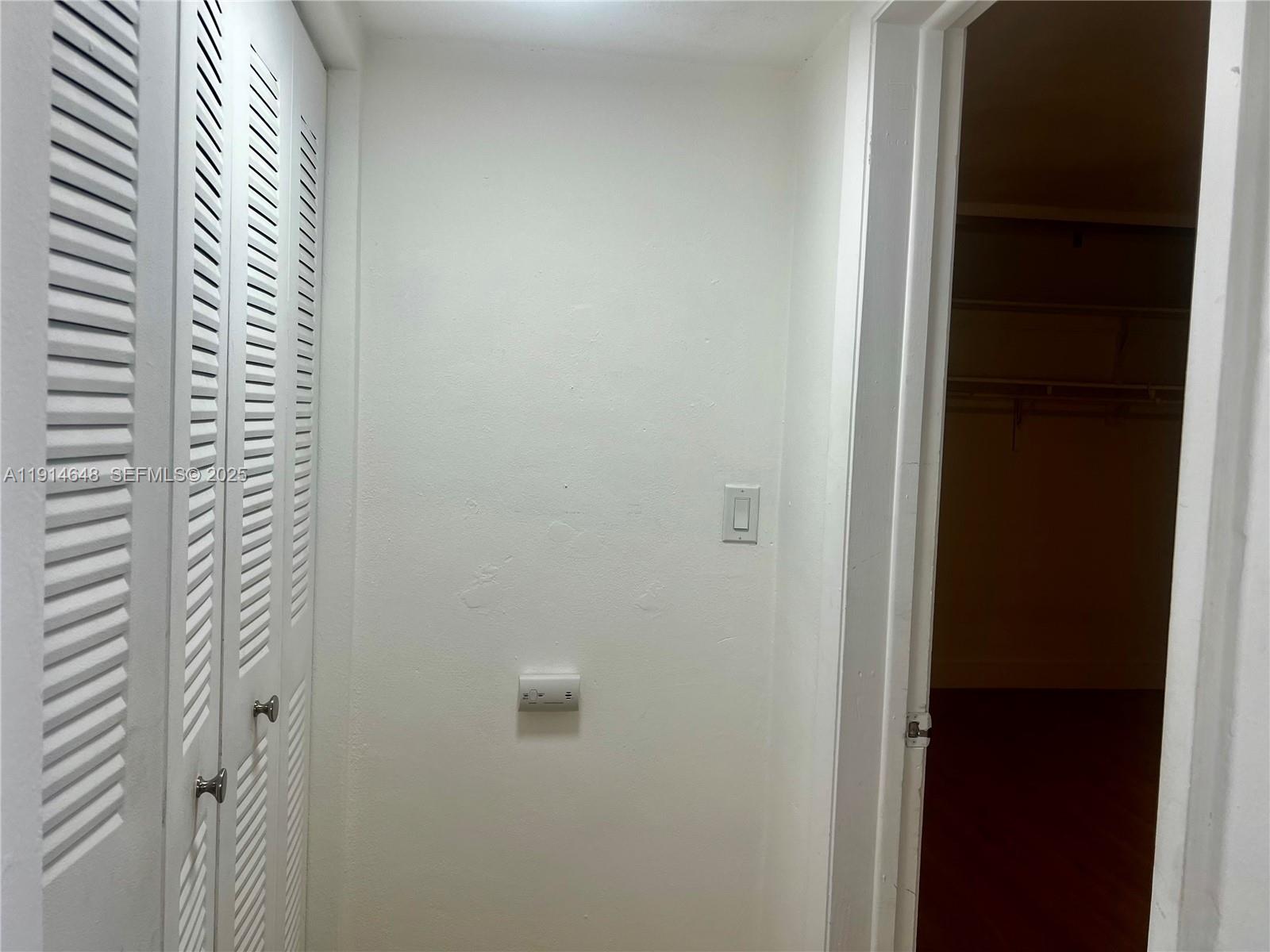 Подробнее / 2380 кв.футов $ 2025-11-15 0 Фото