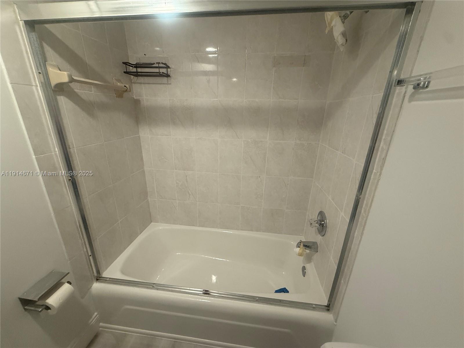 Ver detalles 1405 2 / 2 1544 sq. ft. $ 2025-11-15 0 foto