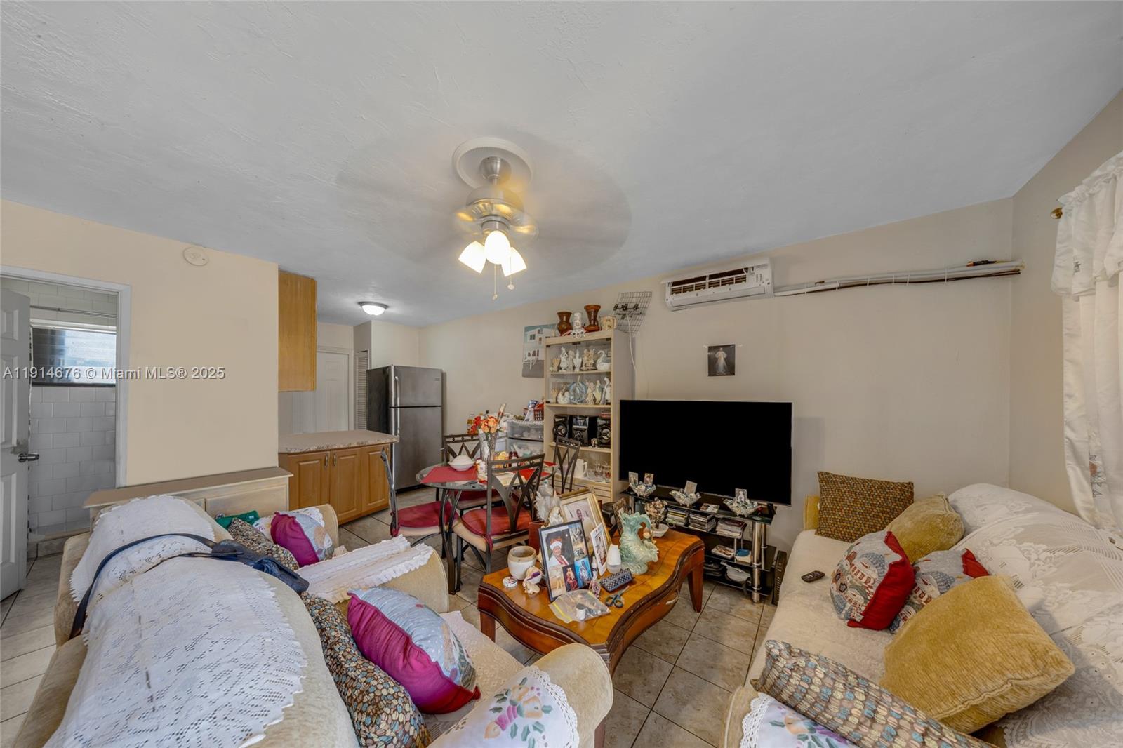 Ver detalles / 2432 sq. ft. $ 2025-11-15 0 foto