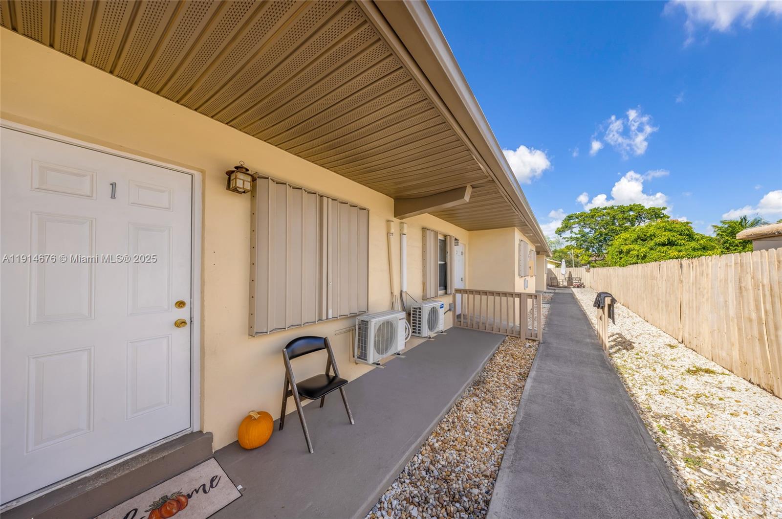 Ver detalles / 2432 sq. ft. $ 2025-11-15 0 foto