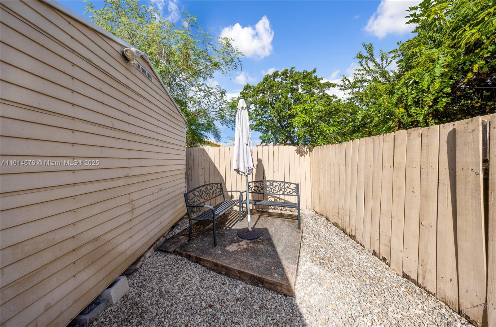 Ver detalles / 2432 sq. ft. $ 2025-11-15 0 foto