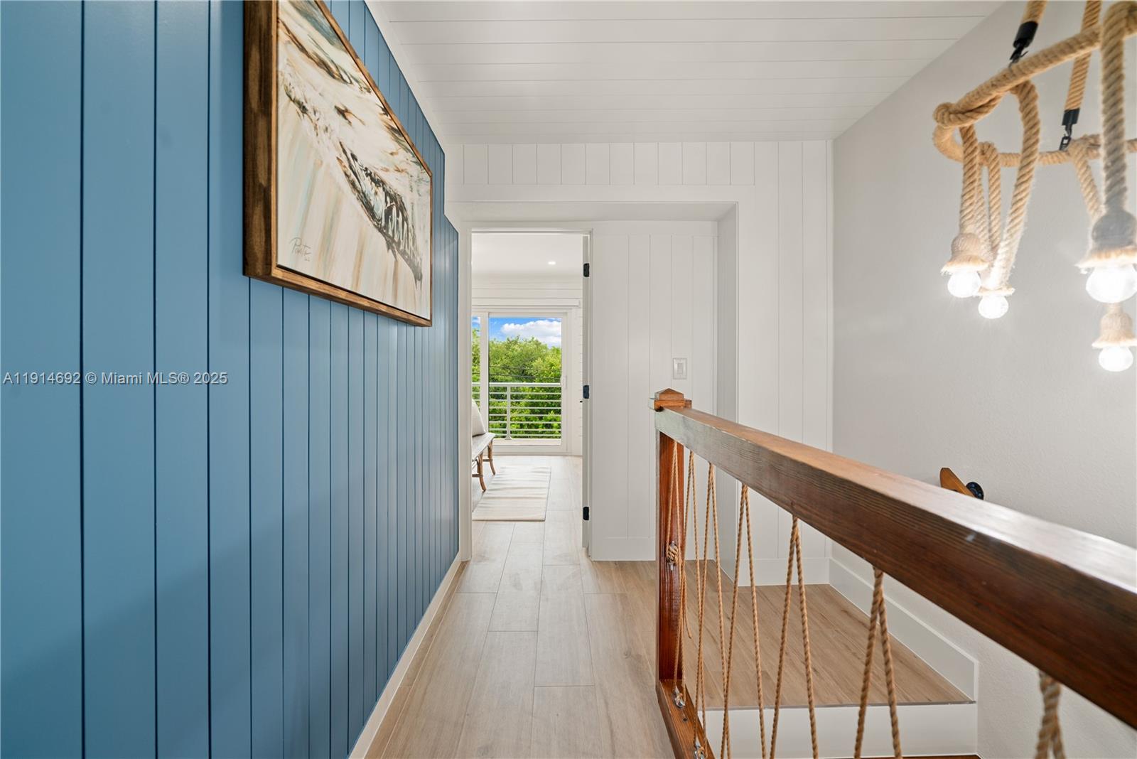   /  2485 sq. ft. $ 2025-11-15 0 Photo