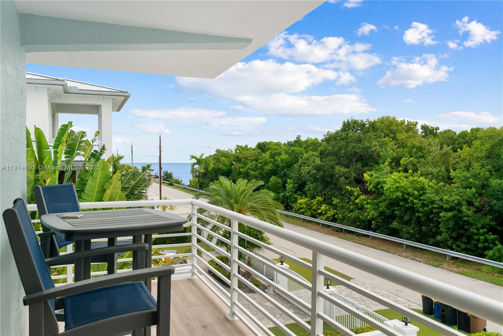   /  2485 sq. ft. $ 2025-11-15 0 Photo