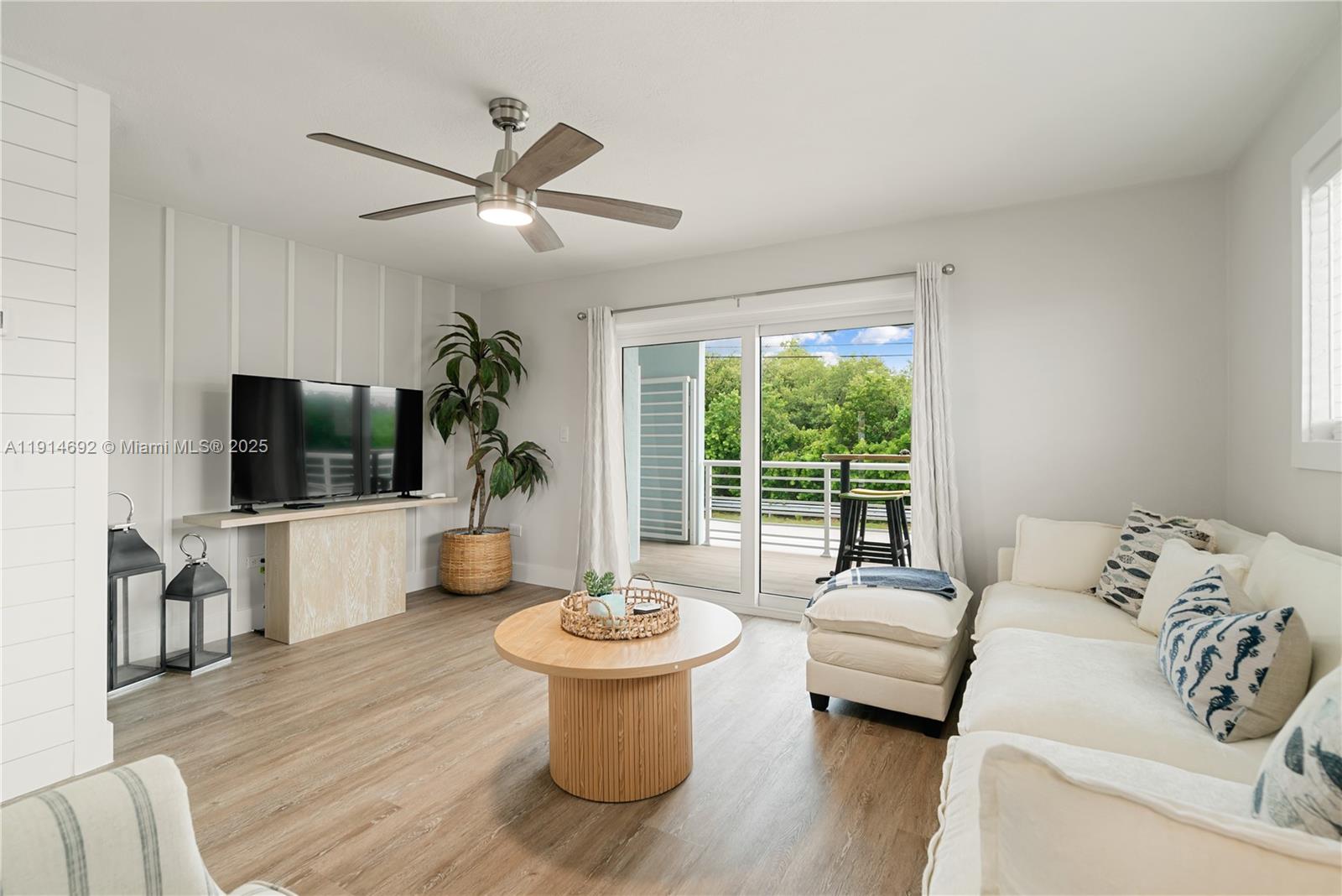   /  2485 sq. ft. $ 2025-11-15 0 Photo