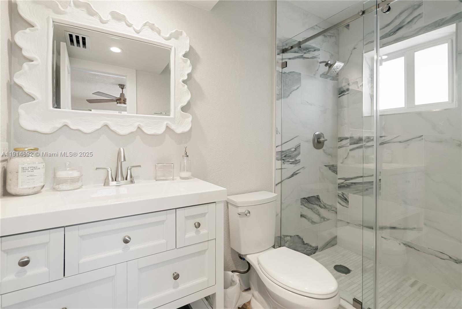   /  2485 sq. ft. $ 2025-11-15 0 Photo