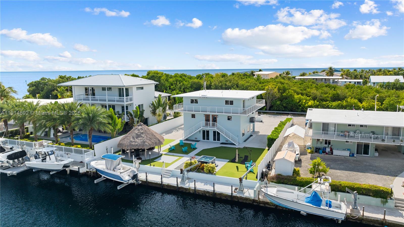   /  2485 sq. ft. $ 2025-11-15 0 Photo