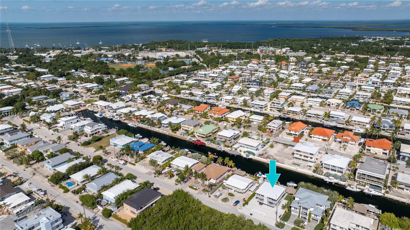   /  2485 sq. ft. $ 2025-11-15 0 Photo