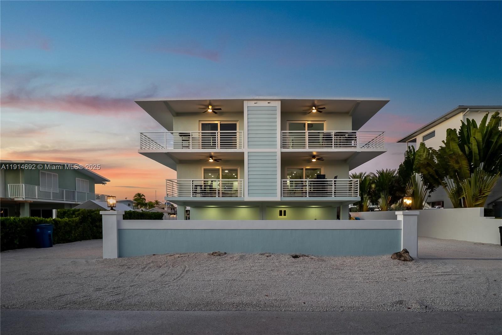   /  2485 sq. ft. $ 2025-11-15 0 Photo