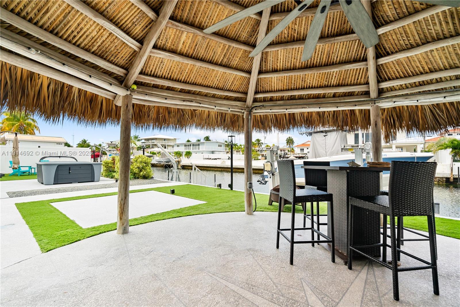   /  2485 sq. ft. $ 2025-11-15 0 Photo