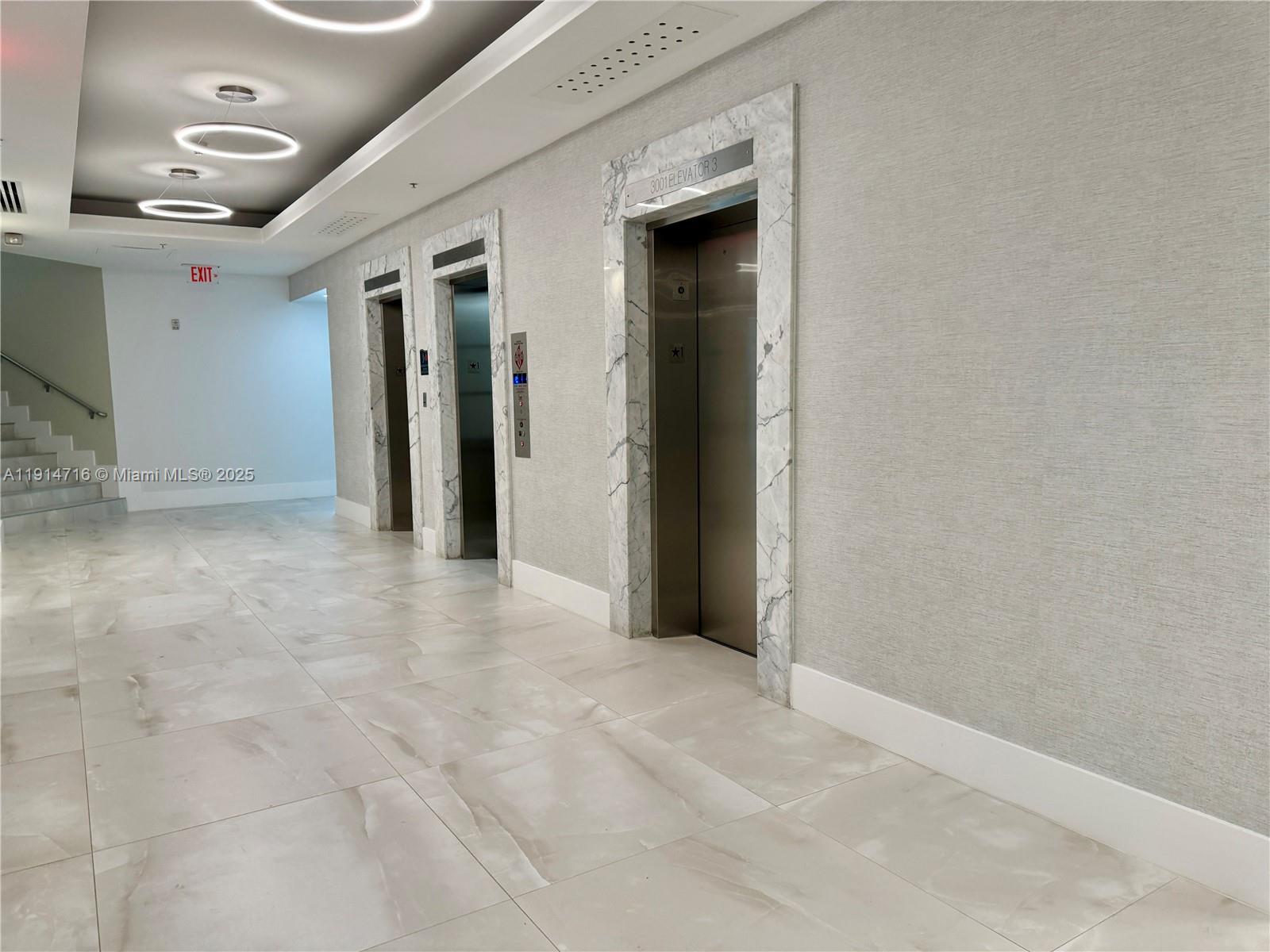 Photo of 3001 Ocean Dr  #1423, Hollywood, Florida, 33019 - 