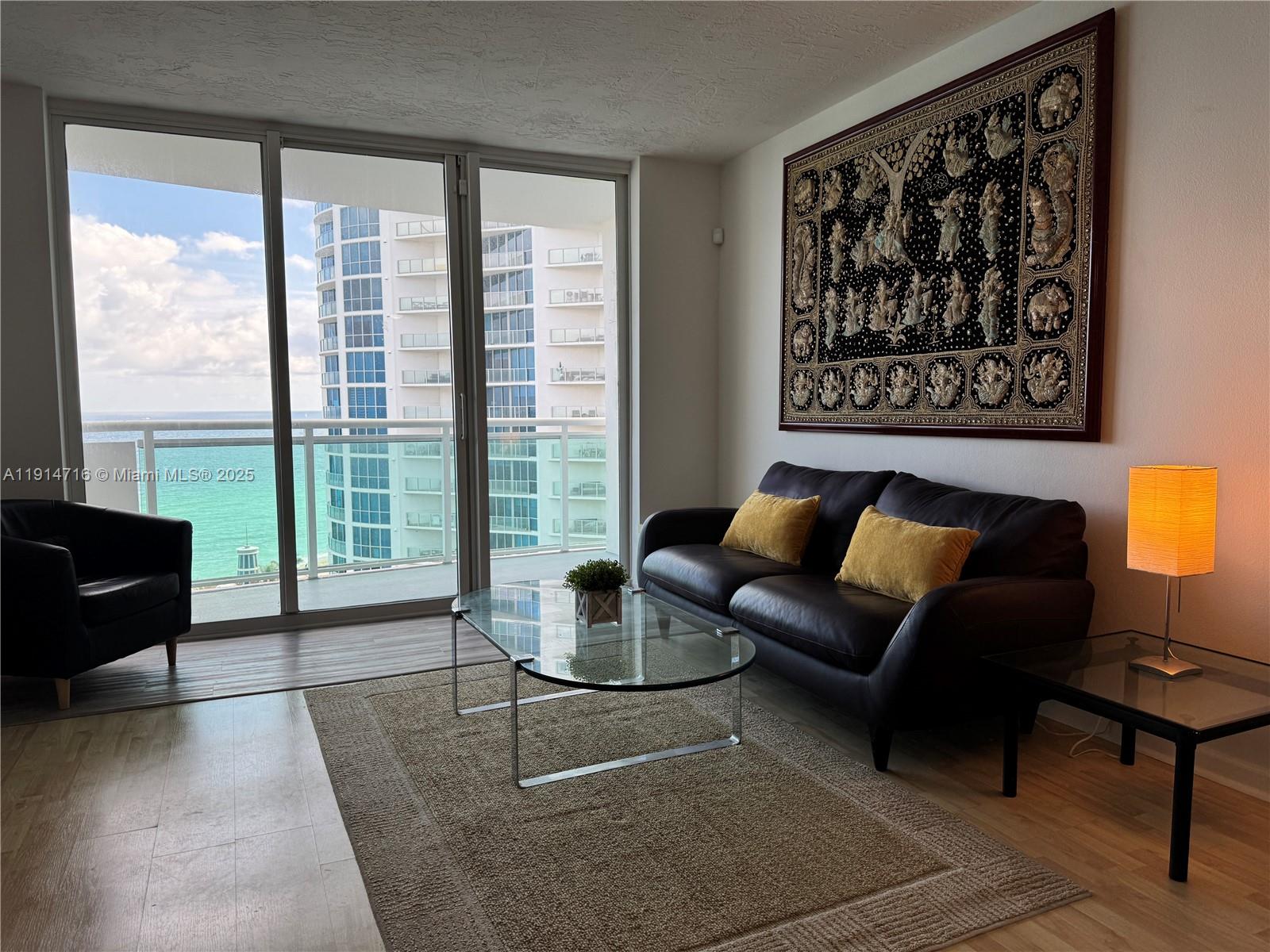 Photo of 3001 Ocean Dr  #1423, Hollywood, Florida, 33019 - 
