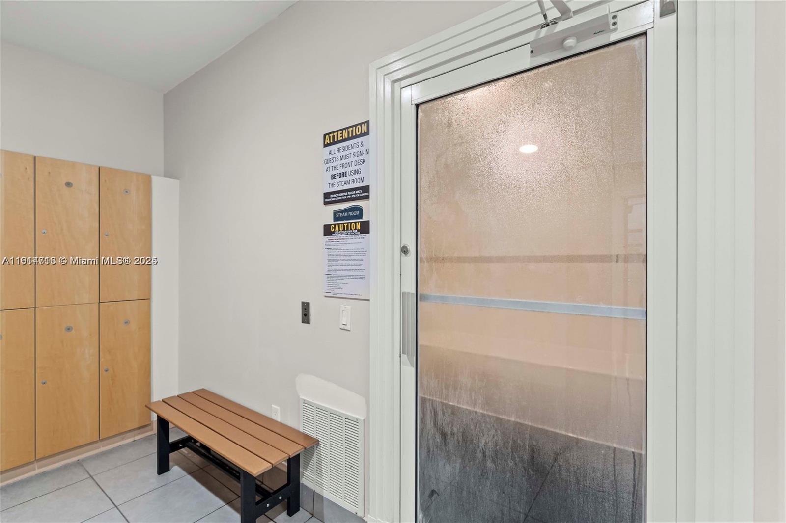 Photo of 3001 Ocean Dr  #1423, Hollywood, Florida, 33019 - 