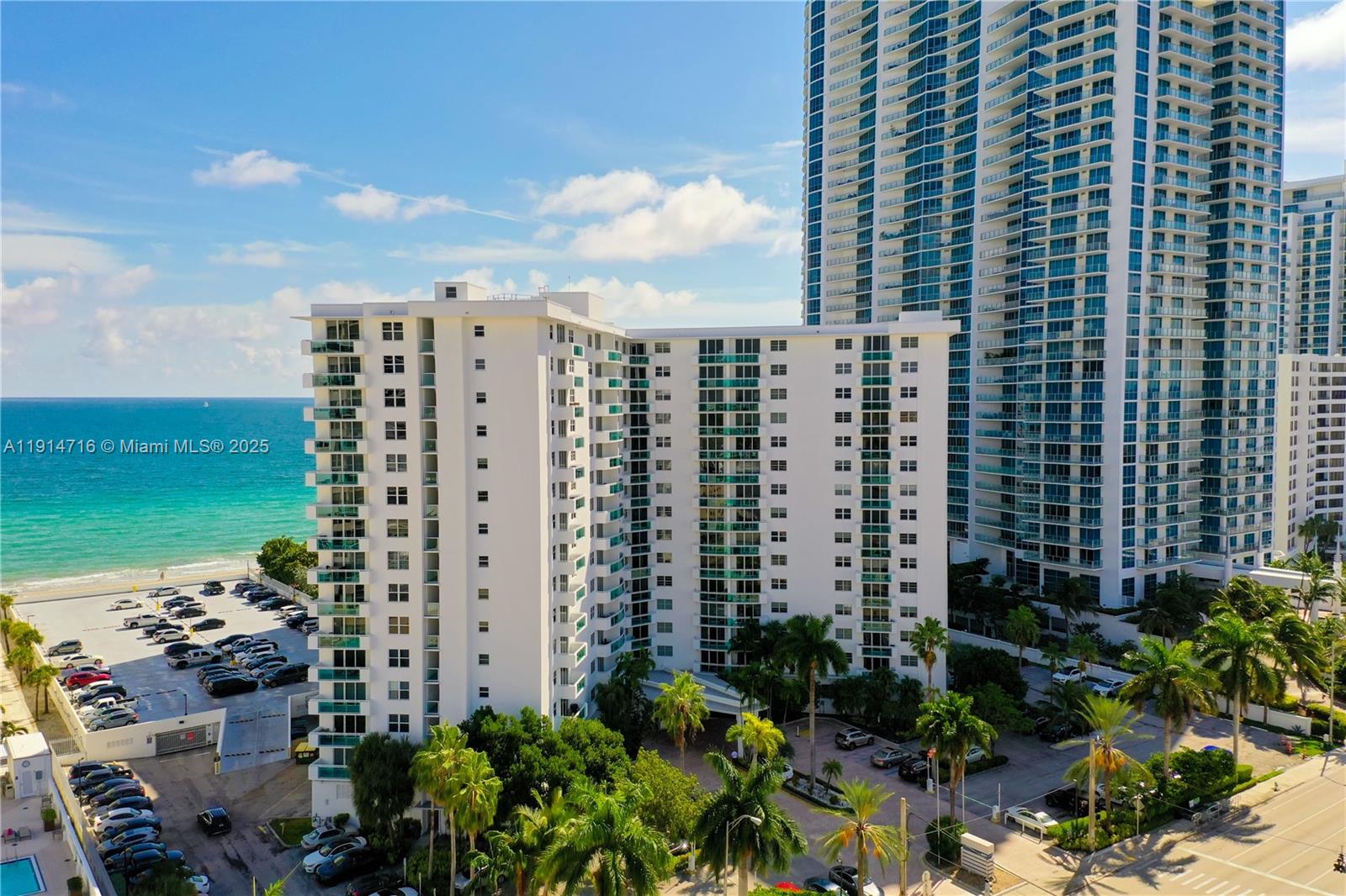 Photo of 3001 Ocean Dr  #1423, Hollywood, Florida, 33019 - 