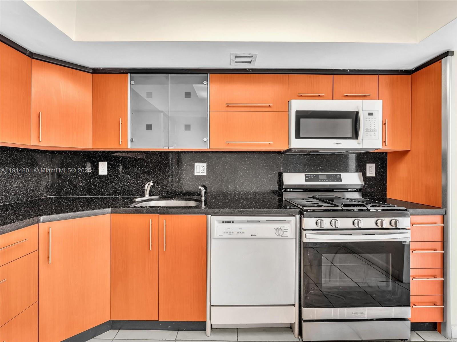 Photo of 2030 Ocean Dr  #2024, Hallandale Beach, Florida, 33009 - 