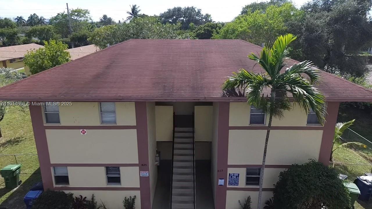 Ver detalles / 3330 sq. ft. $ 2025-11-15 0 foto