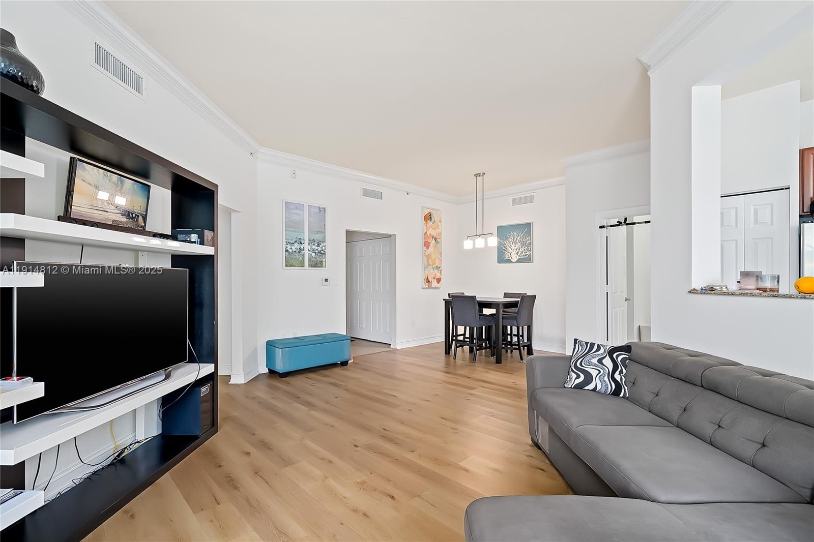 Photo of 3001 185th St #135, Aventura, Florida, 33180 -