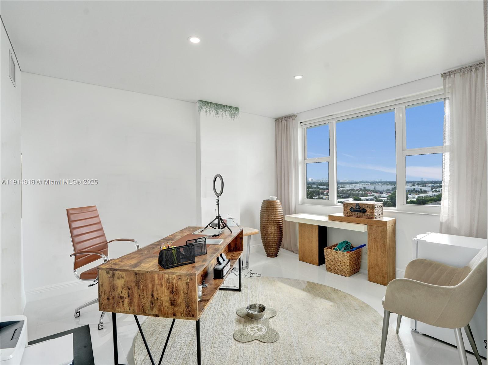 See details 1204 2 / 3 2444 sq. ft. $ 2025-11-15 0 Photo