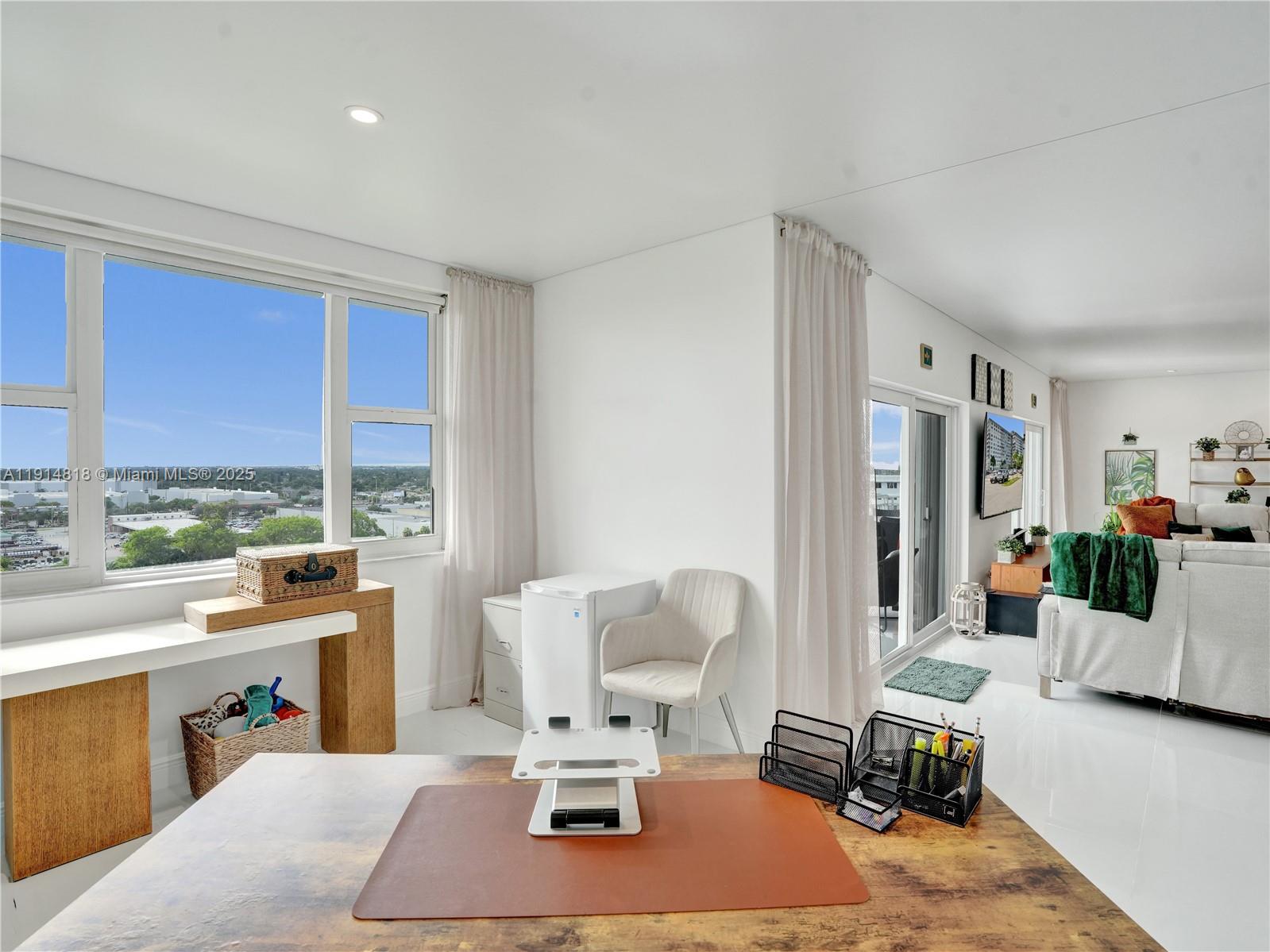 See details 1204 2 / 3 2444 sq. ft. $ 2025-11-15 0 Photo