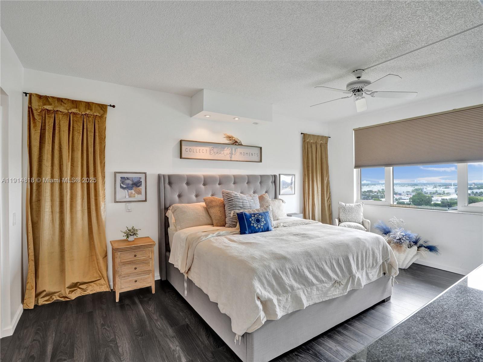 See details 1204 2 / 3 2444 sq. ft. $ 2025-11-15 0 Photo