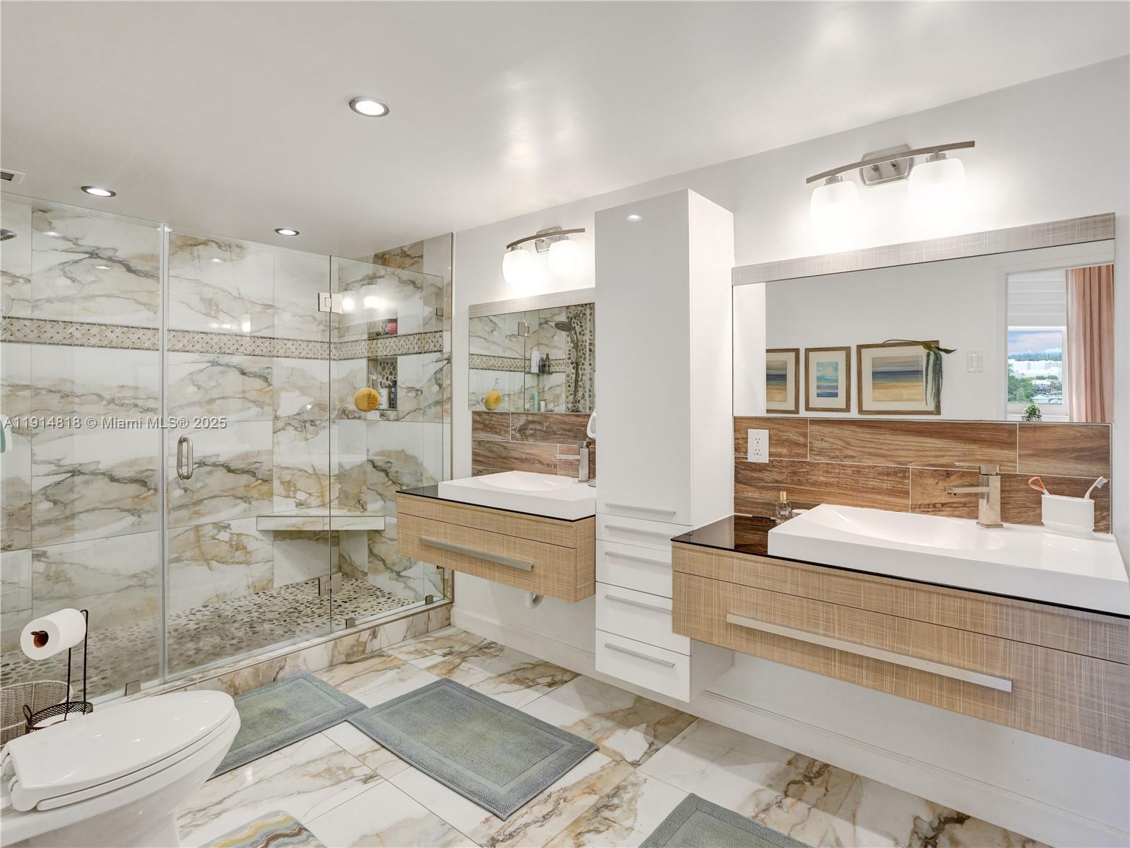 See details 1204 2 / 3 2444 sq. ft. $ 2025-11-15 0 Photo