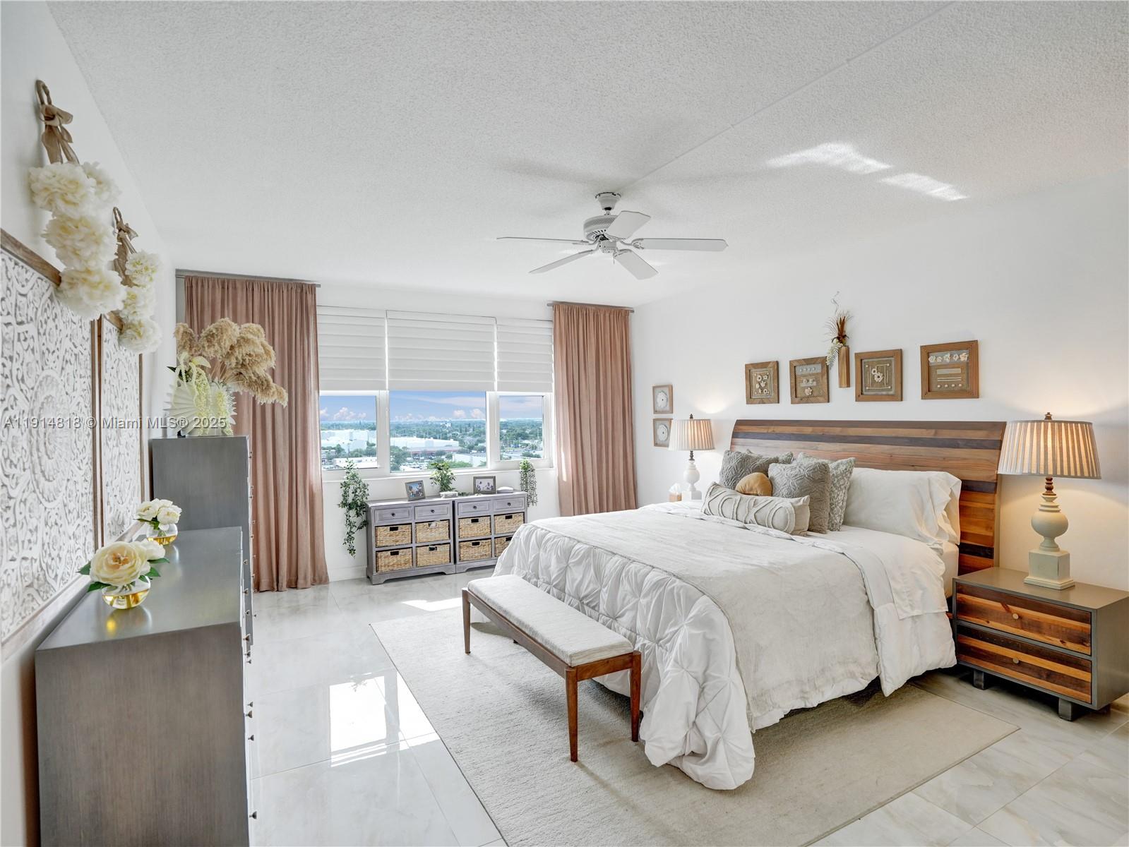 See details 1204 2 / 3 2444 sq. ft. $ 2025-11-15 0 Photo