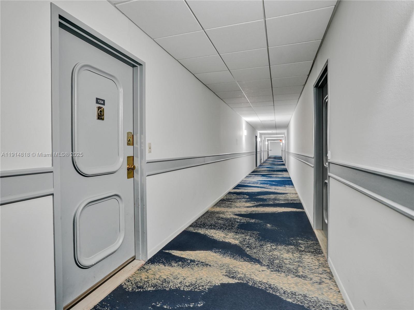 See details 1204 2 / 3 2444 sq. ft. $ 2025-11-15 0 Photo