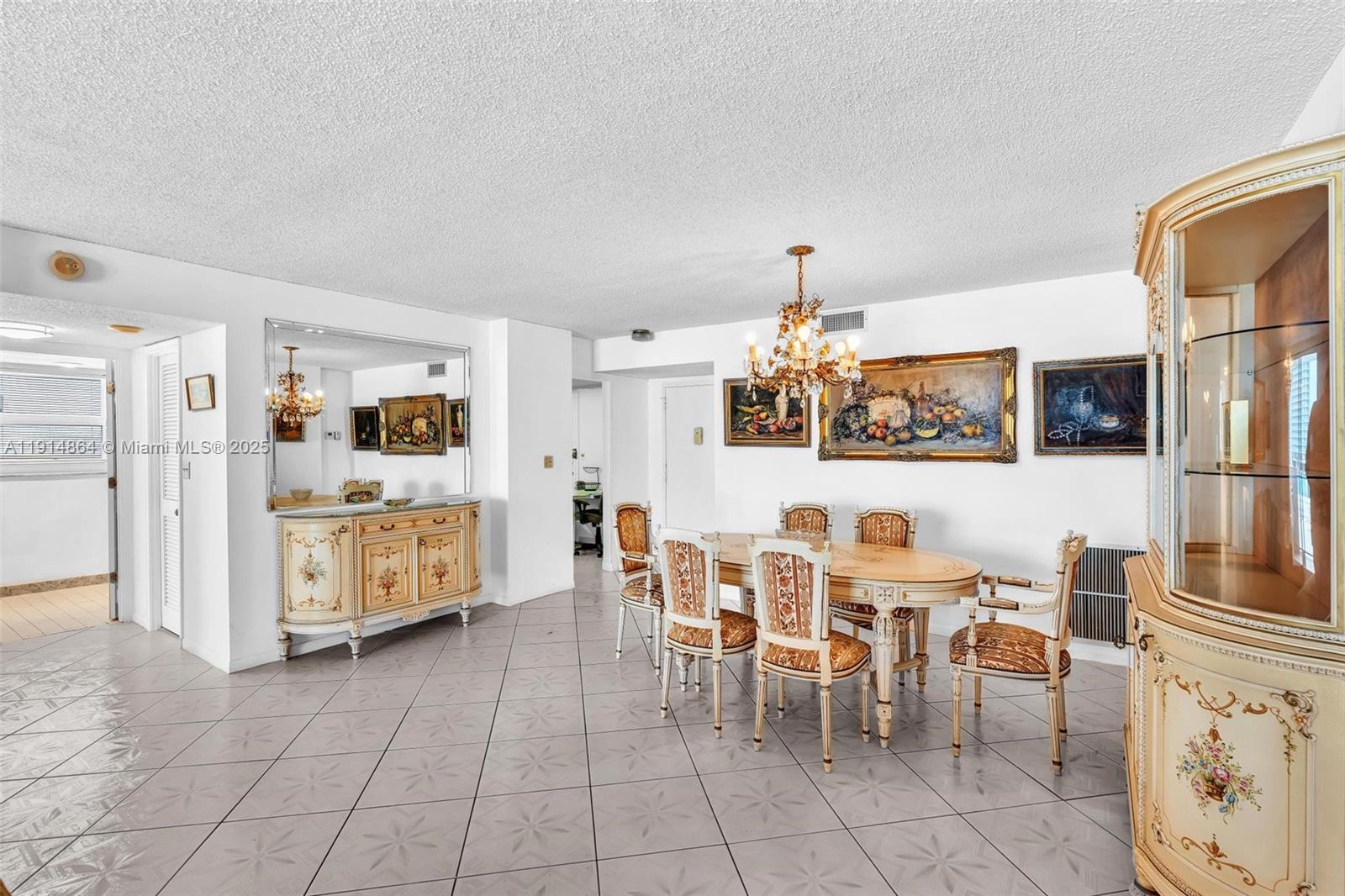 Photo of 1865 Ocean Dr  #19E, Hallandale Beach, Florida, 33009 - 