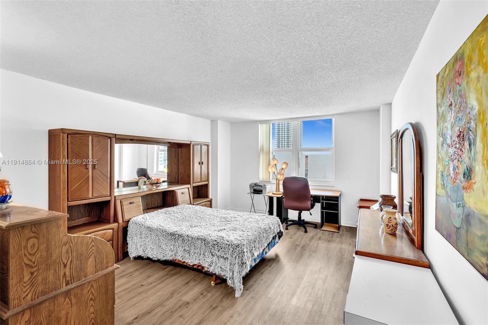 Photo of 1865 Ocean Dr  #19E, Hallandale Beach, Florida, 33009 - 