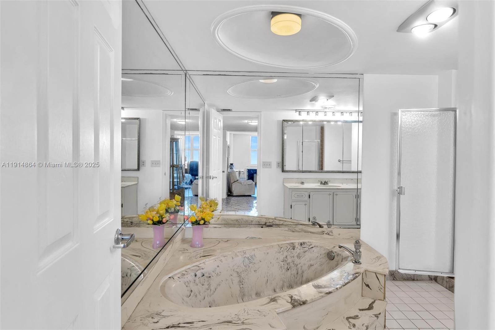 Photo of 1865 Ocean Dr  #19E, Hallandale Beach, Florida, 33009 - 