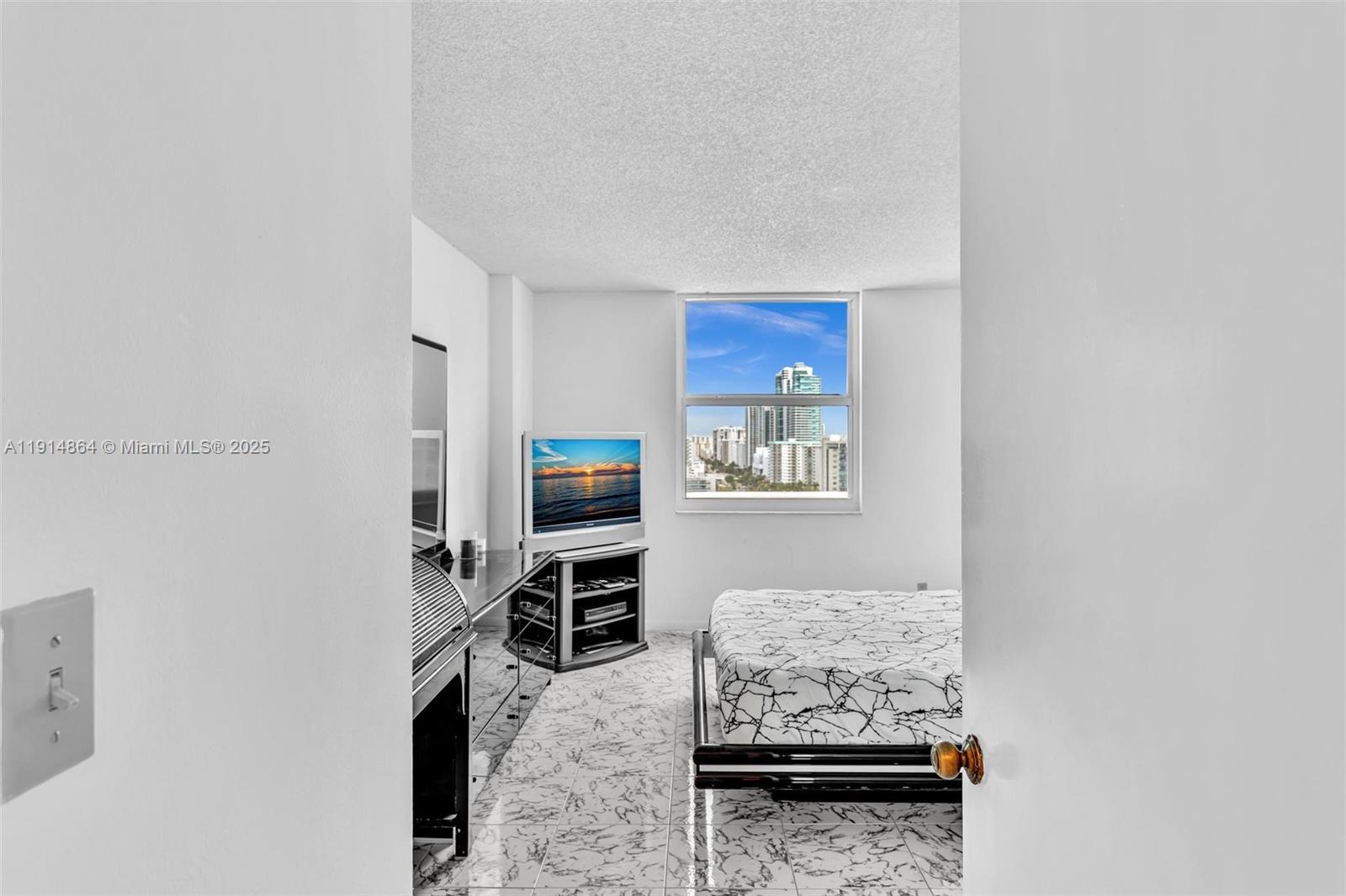 Photo of 1865 Ocean Dr  #19E, Hallandale Beach, Florida, 33009 - 