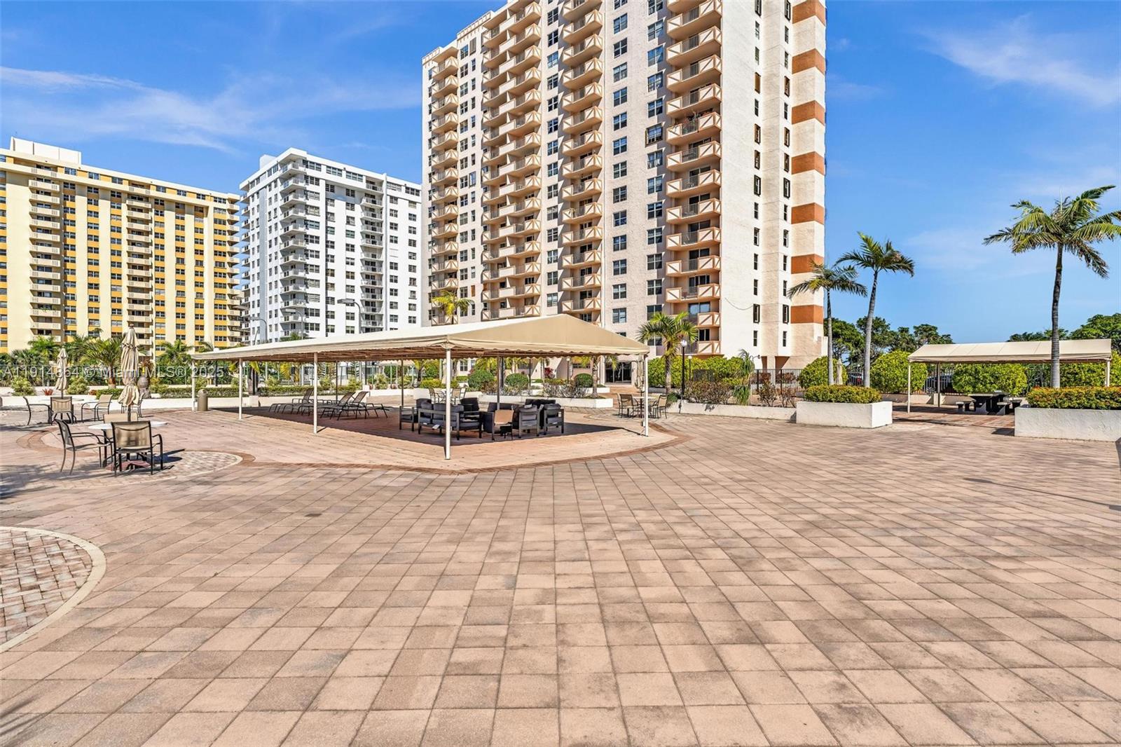 Photo of 1865 Ocean Dr  #19E, Hallandale Beach, Florida, 33009 - 