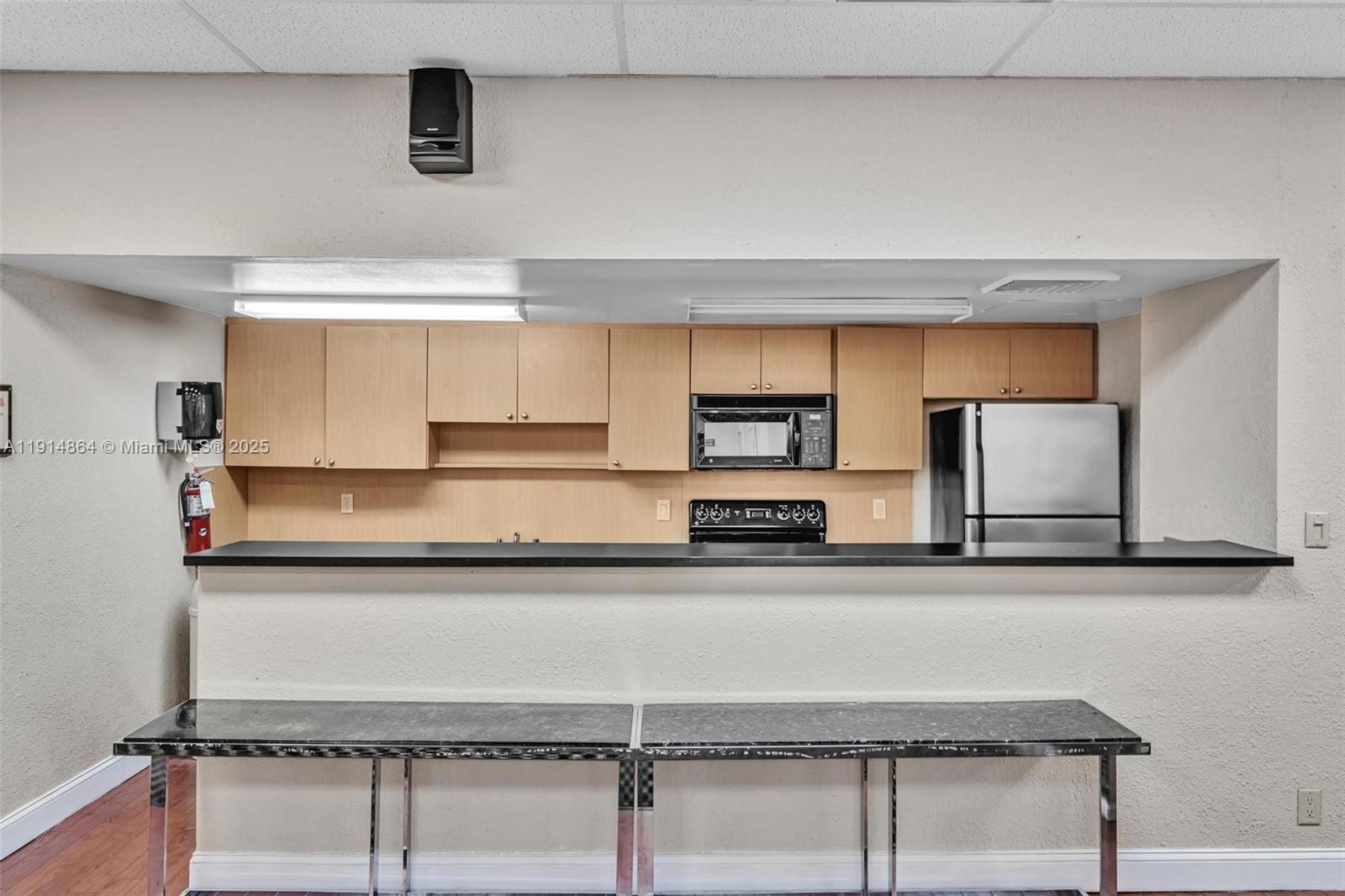 Photo of 1865 Ocean Dr  #19E, Hallandale Beach, Florida, 33009 - 