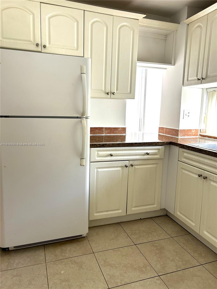 Photo of 16919 Bay Rd  #511, Sunny Isles Beach, Florida, 33160 - 