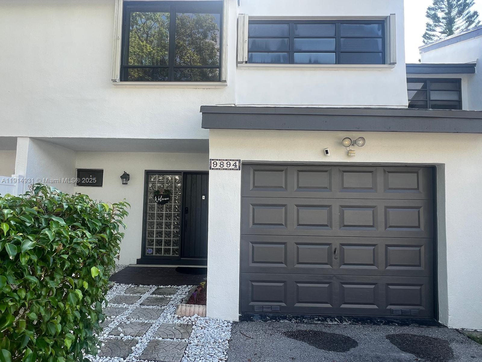 9894 3 / 3 1854 sq. ft. $ 2026-04-23 0 Photo