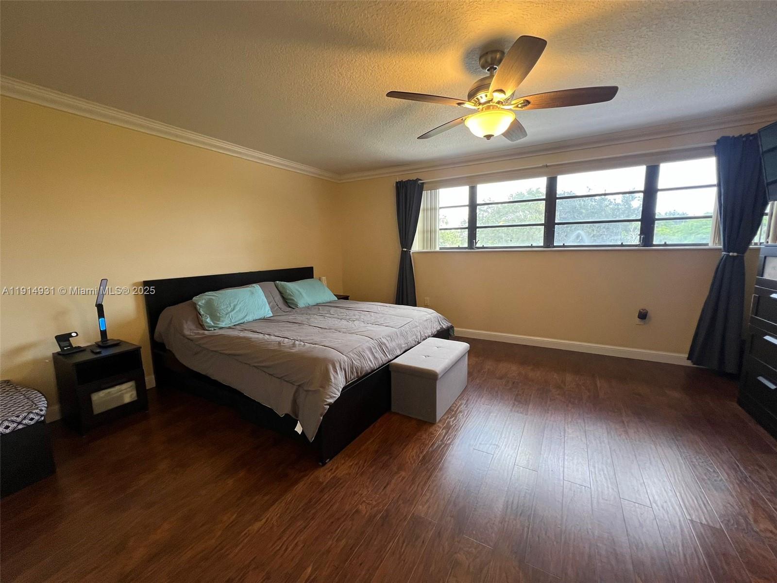 9894 3 / 3 1854 sq. ft. $ 2026-04-23 0 Photo
