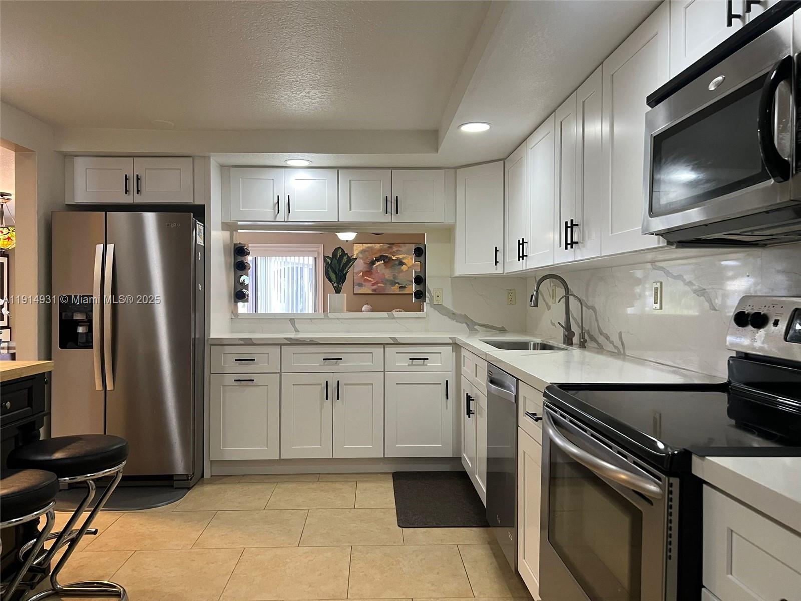 9894 3 / 3 1854 sq. ft. $ 2026-04-23 0 Photo