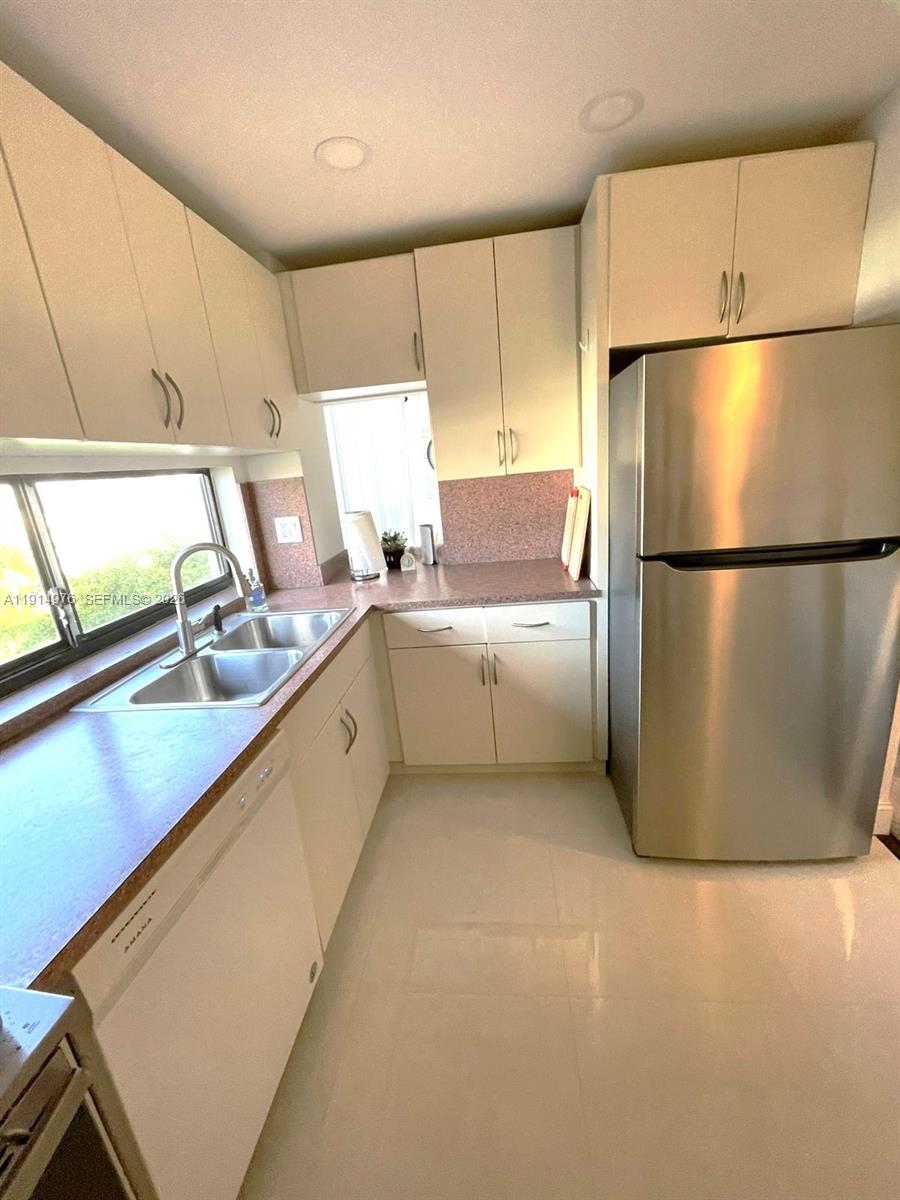 Photo of 17021 Bay Rd  #803, Sunny Isles Beach, Florida, 33160 - 