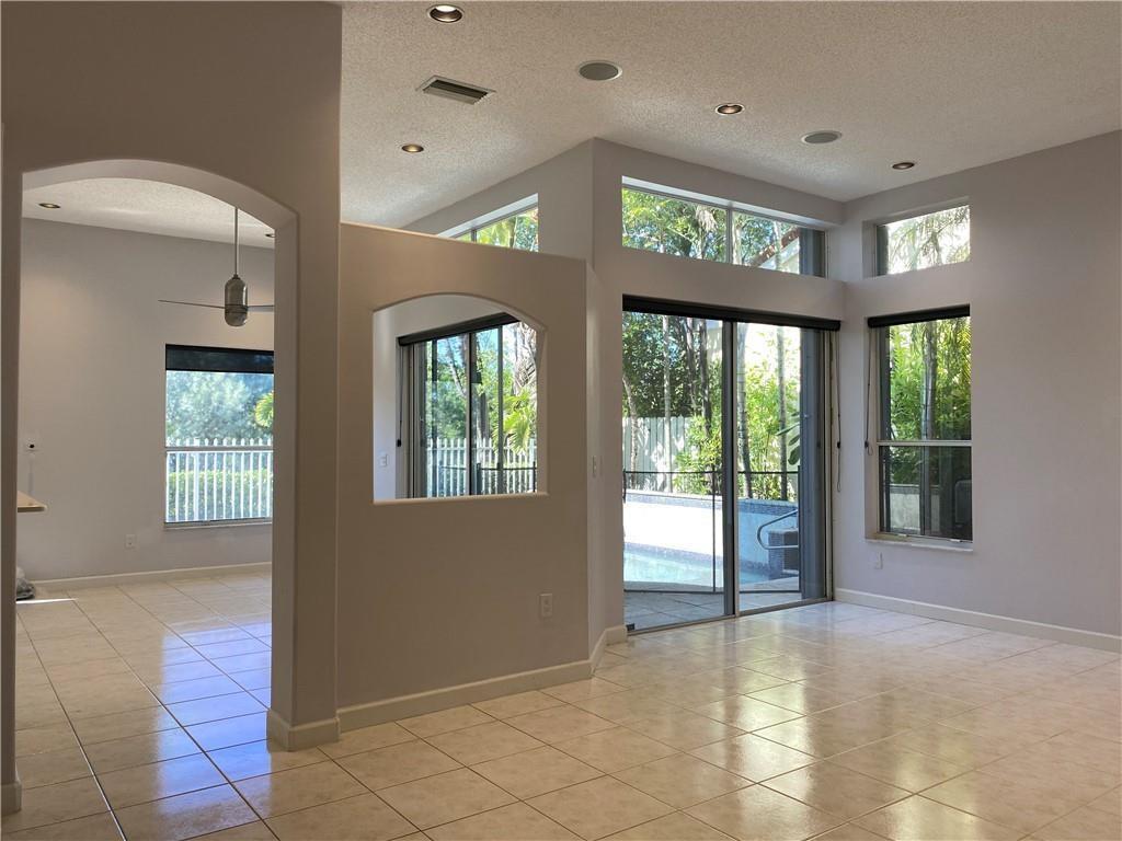 Photo of 1940 Sweetbay (1940), Hollywood, Florida, 33019 - Photo 2