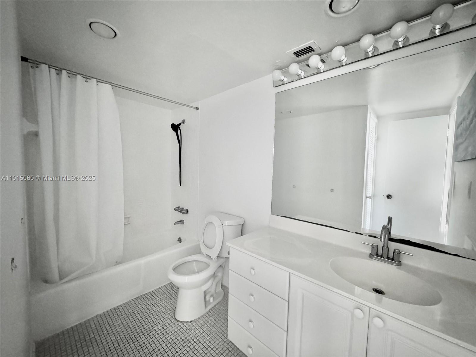 Photo of 19390 Collins Ave  #1610, Sunny Isles Beach, Florida, 33160 - 