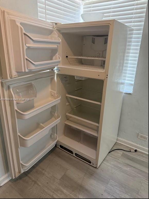 See details / 2096 sq. ft. $ 2025-11-16 0 Photo