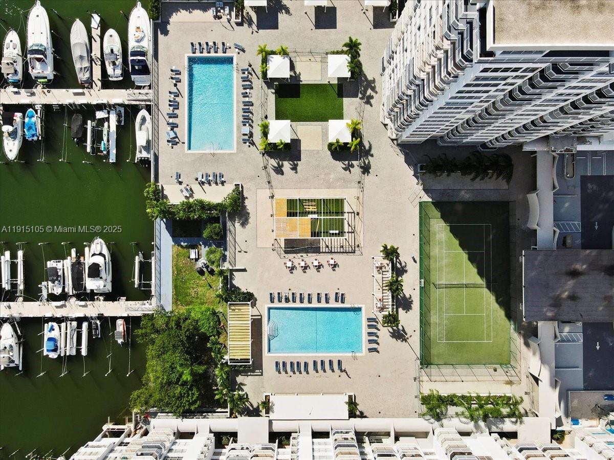   /   sq. ft. $ 2025-11-17 0 Photo