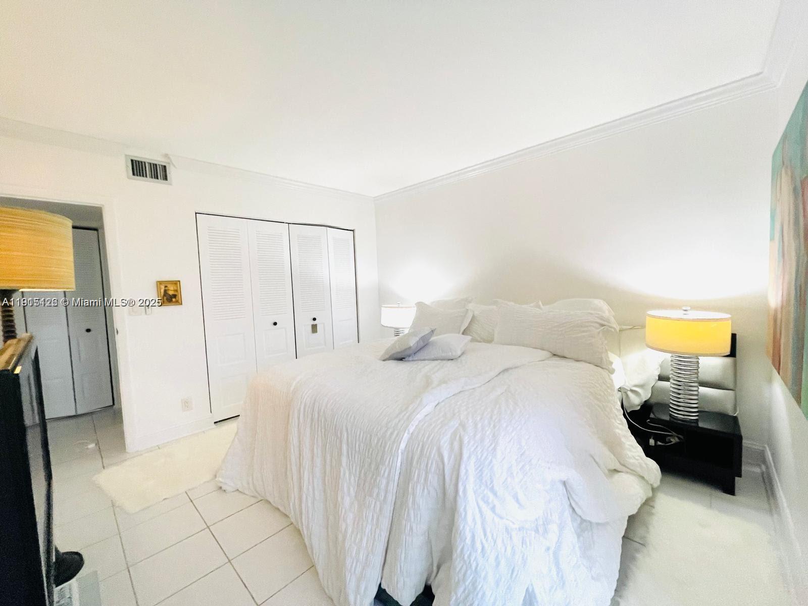 Photo of 20301 Country Club Dr  #1226, Aventura, Florida, 33180 - 