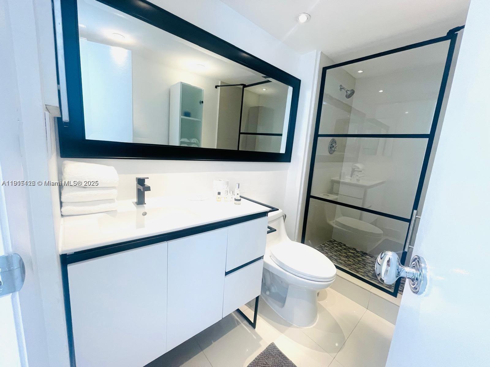 Photo of 20301 Country Club Dr  #1226, Aventura, Florida, 33180 - 