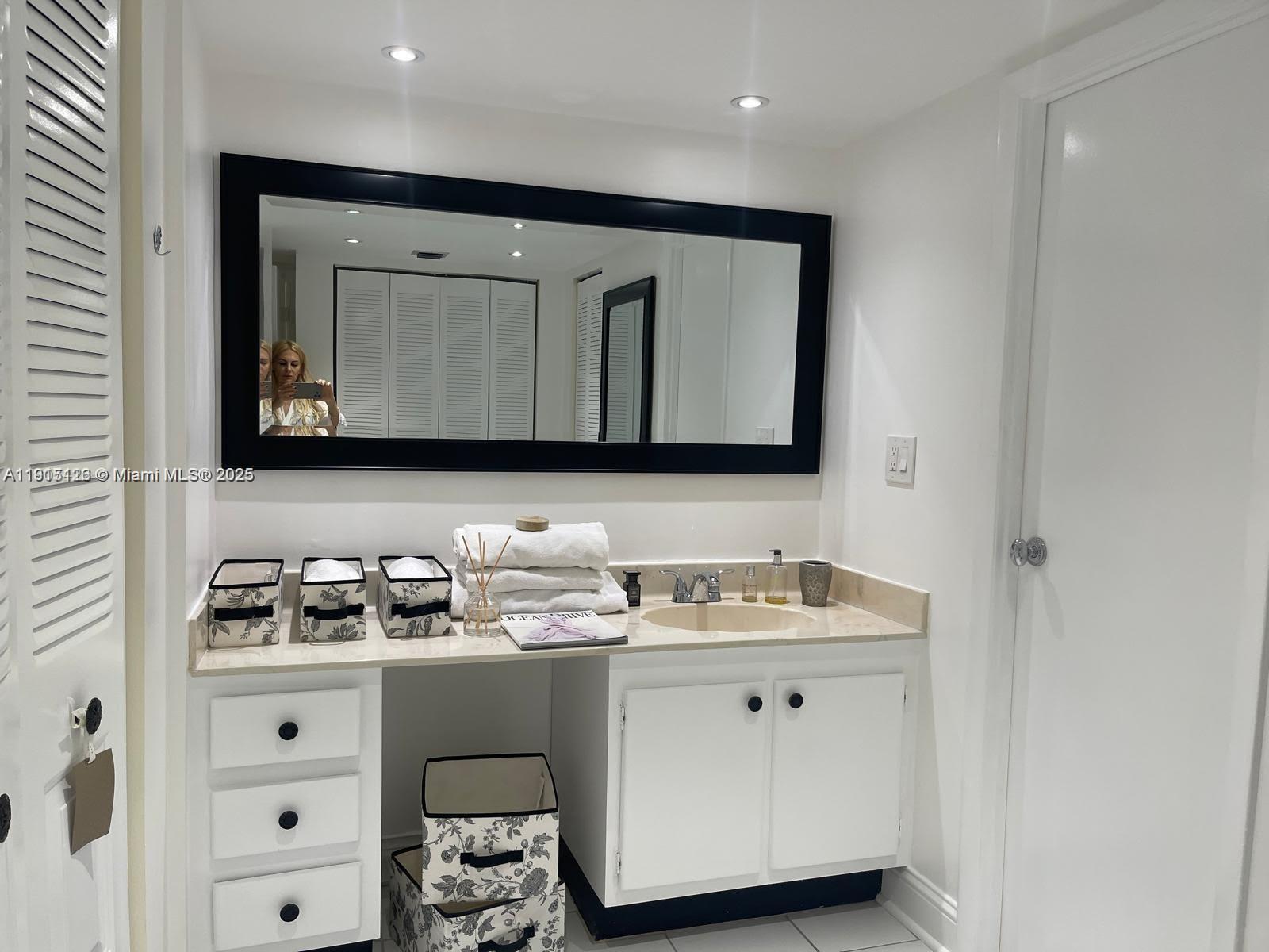 Photo of 20301 Country Club Dr  #1226, Aventura, Florida, 33180 - 