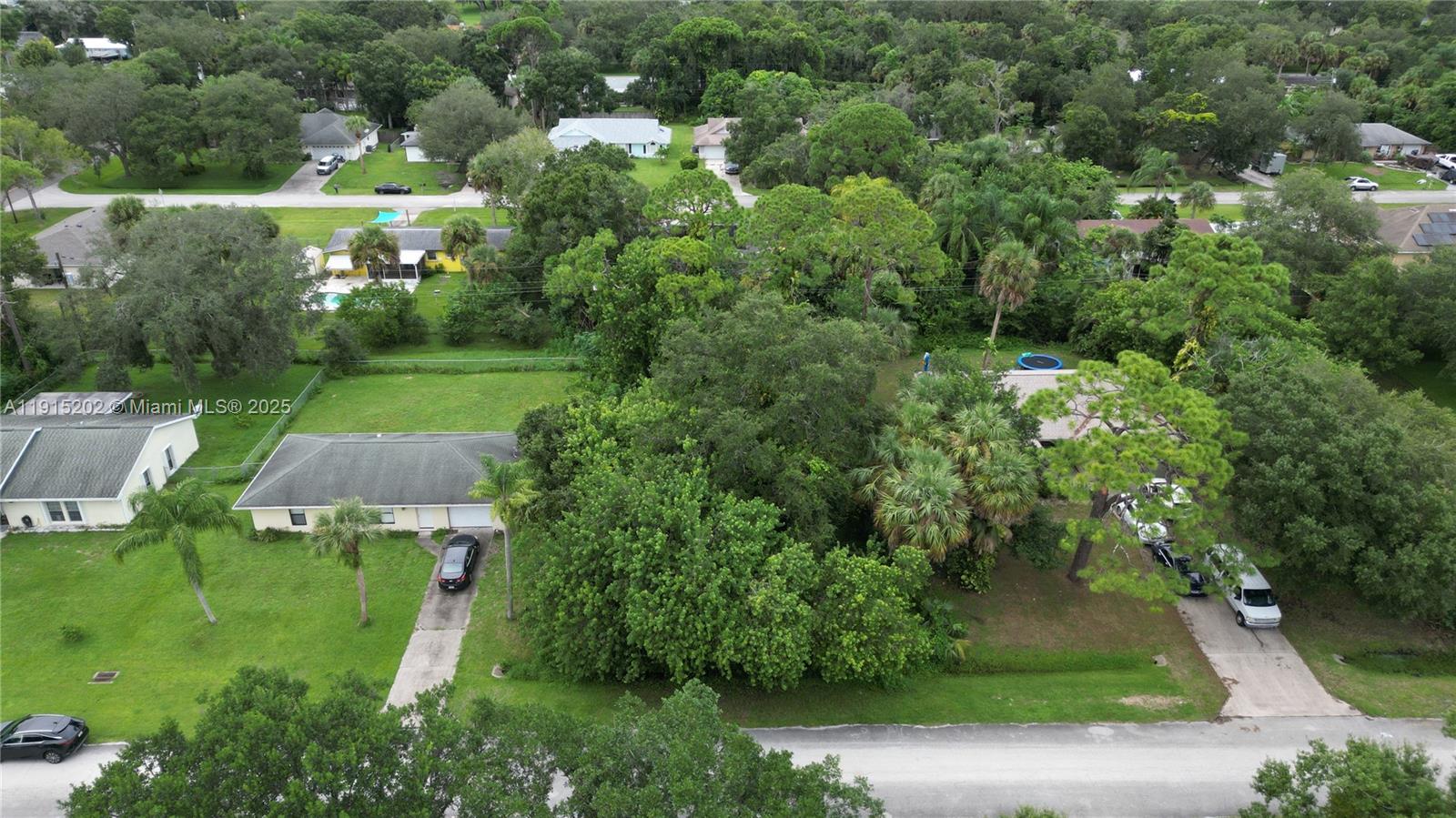 See details / sq. ft. $ 2025-11-17 0 Photo