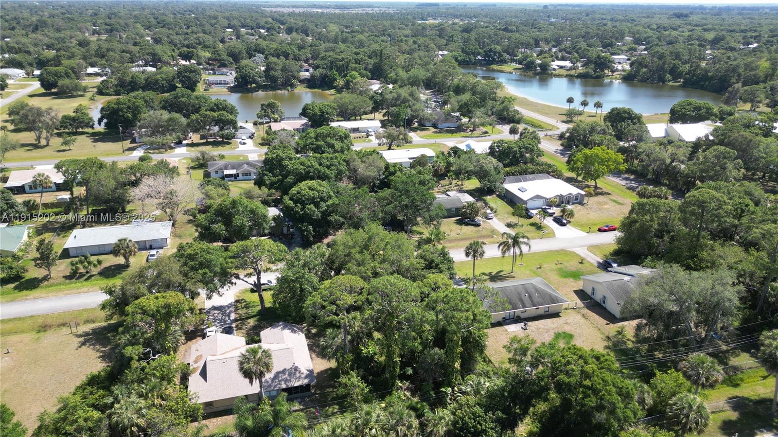 See details / sq. ft. $ 2025-11-17 0 Photo