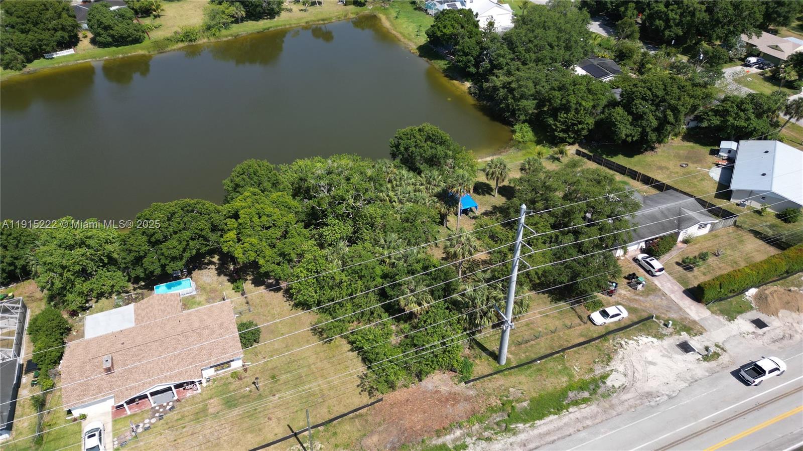 See details / sq. ft. $ 2025-11-17 0 Photo