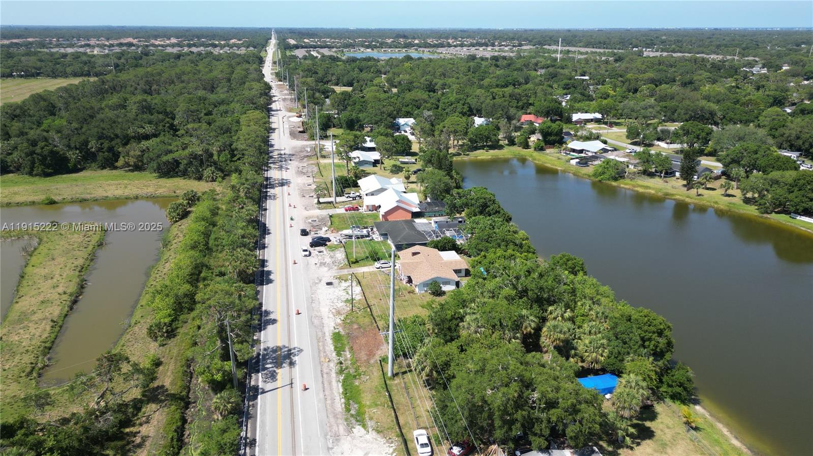 See details / sq. ft. $ 2025-11-17 0 Photo