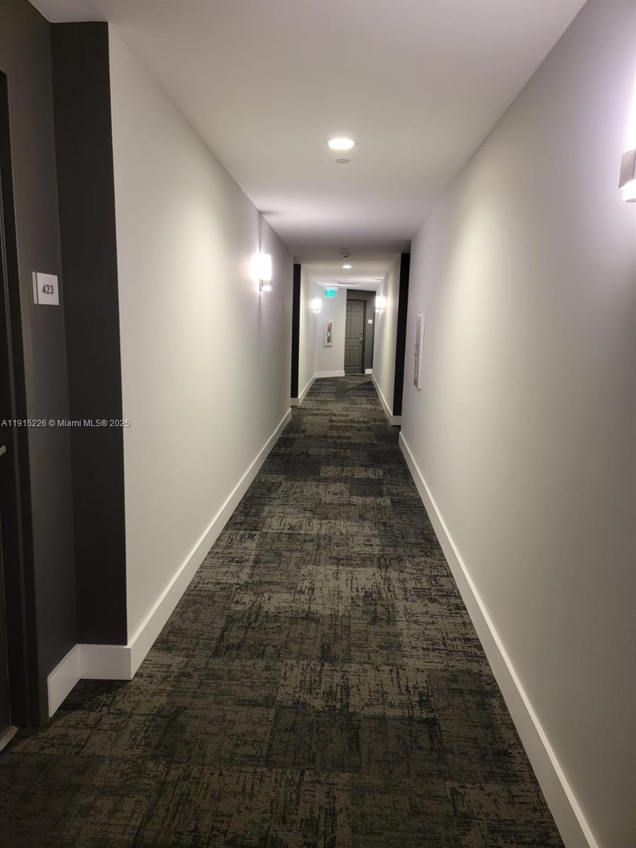 Photo of 140 Dixie Hwy  #423, Hollywood, Florida, 33020 - 