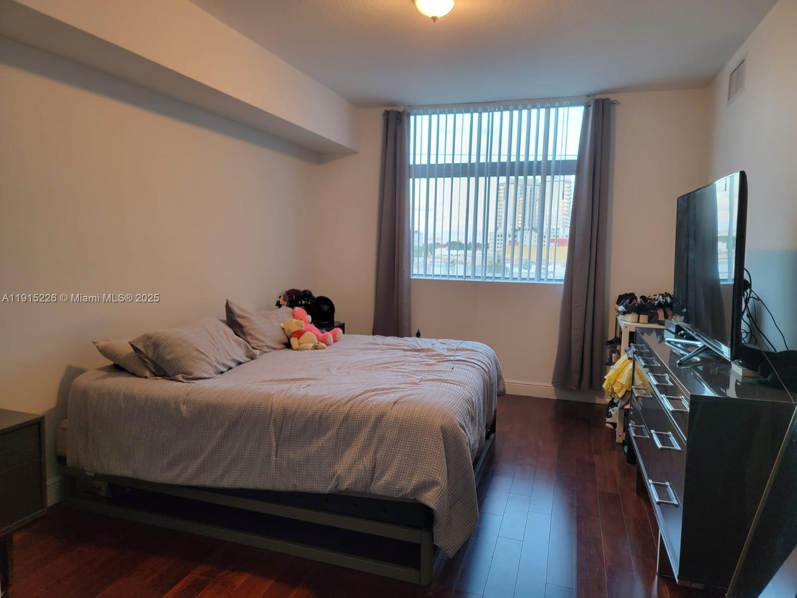 Photo of 140 Dixie Hwy  #423, Hollywood, Florida, 33020 - 